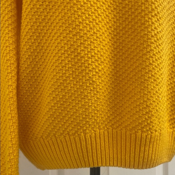 H&M Vibrant Yellow Crew Neck Sweater  Long Sleeve Drop Shoulders Sz M - Picture 4 of 12